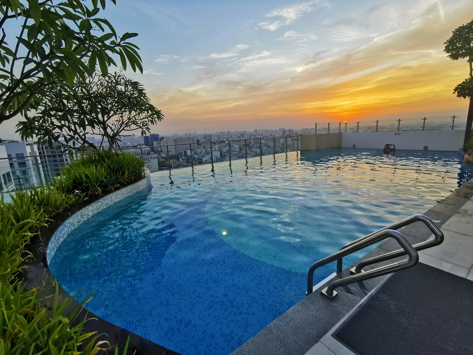 Labadi penthouse with rooftop pool in Accra, Ghana